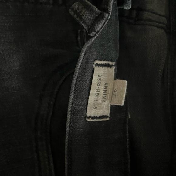 Madewell 9” High Rise Skinny Jeans - Picture 5 of 5